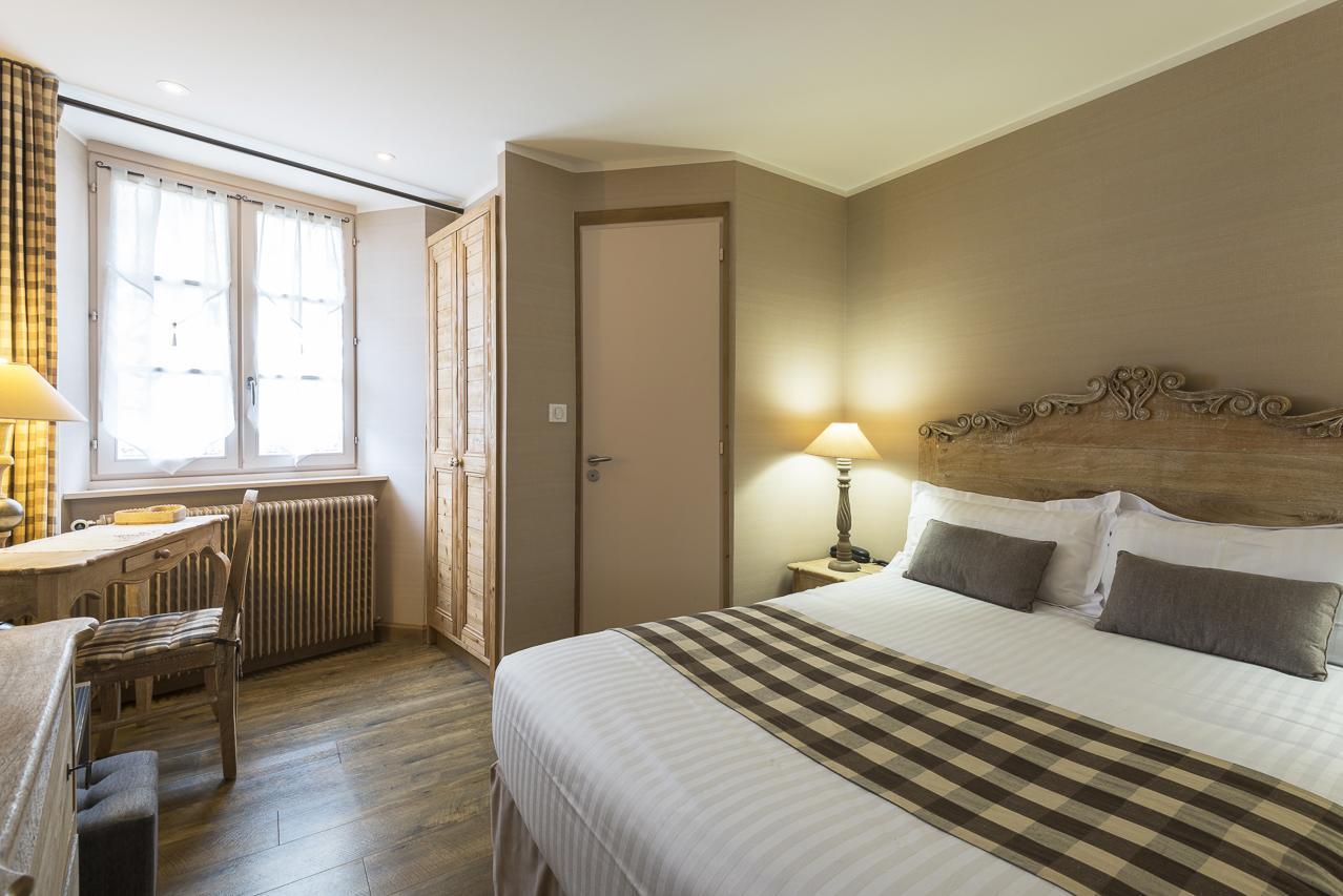 Hotel La Couronne Jougne Zewnętrze zdjęcie